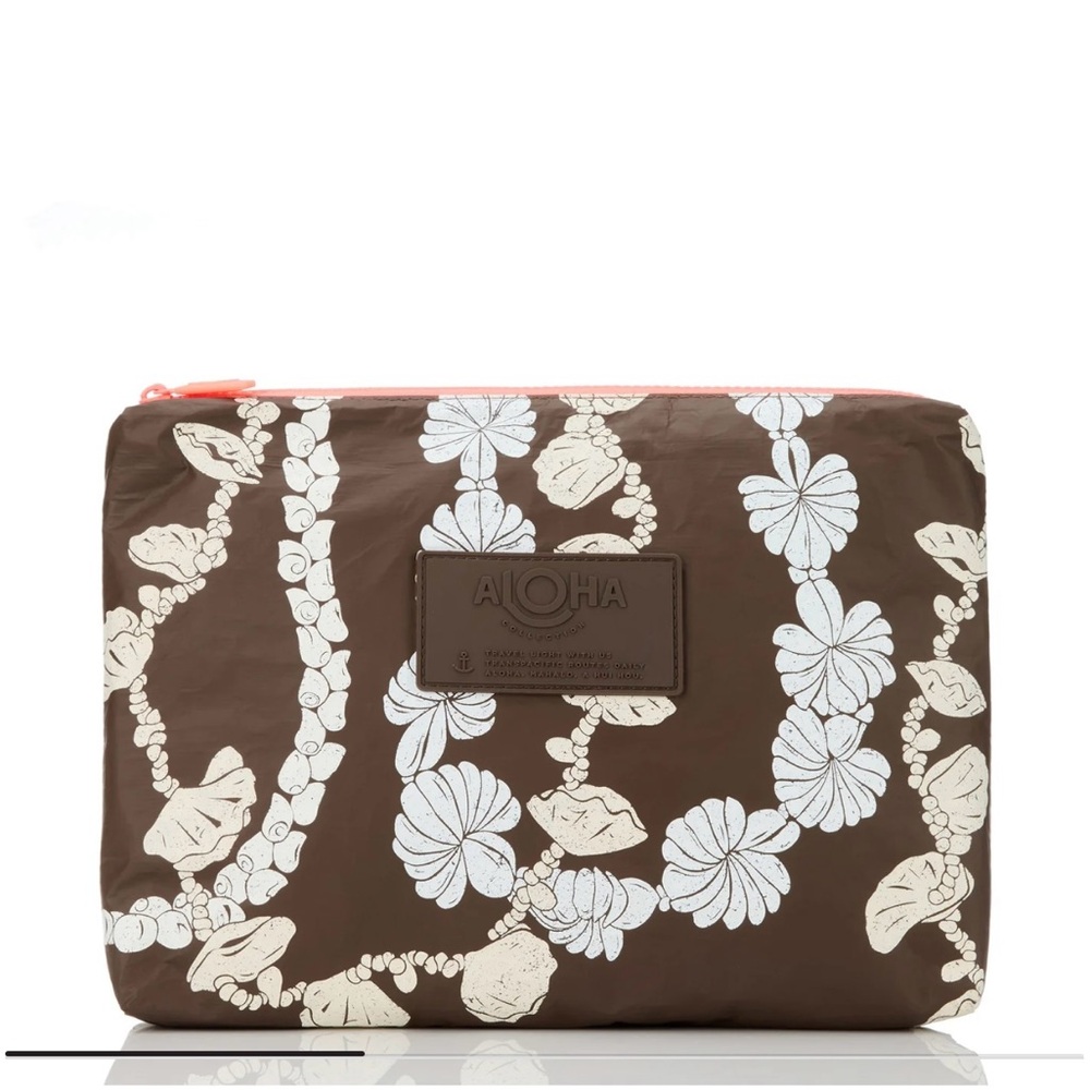 LIMITED EDITION LUCKY 11 ALOHA COLLECTION. SHELL LEI MID POUCH